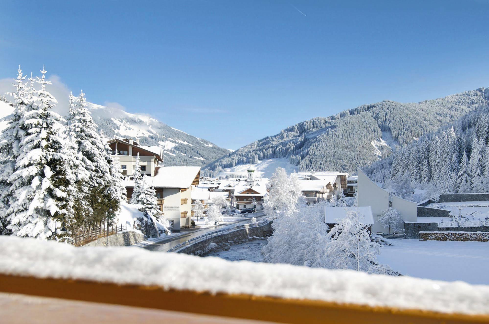 Alpenherz Hotel Garni Gerlos Extérieur photo